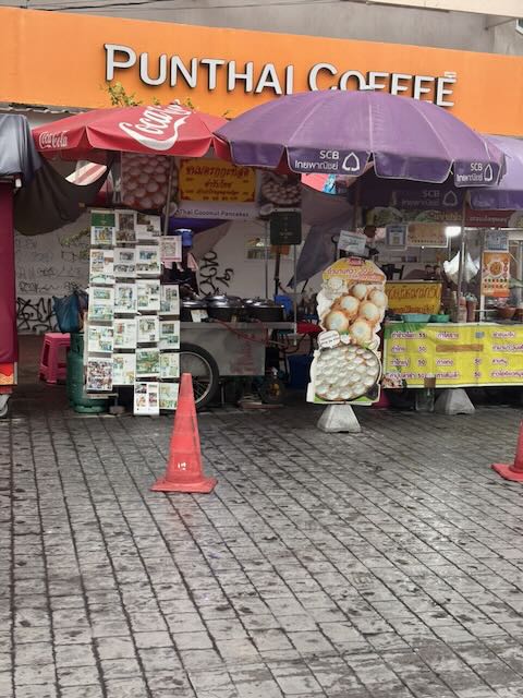 Talad Noi Alley